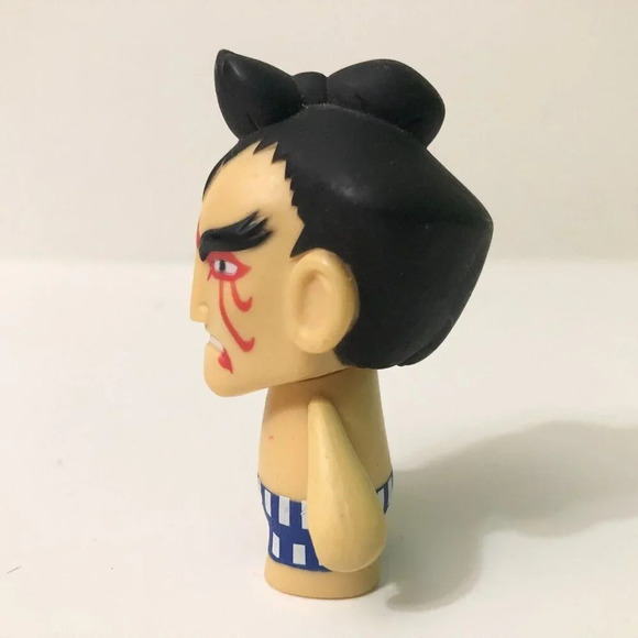Kidrobot Street Fighter Ryu and Honda Capcom Vinyl 3 Inch  Tall Figures - Picture 12 of 16